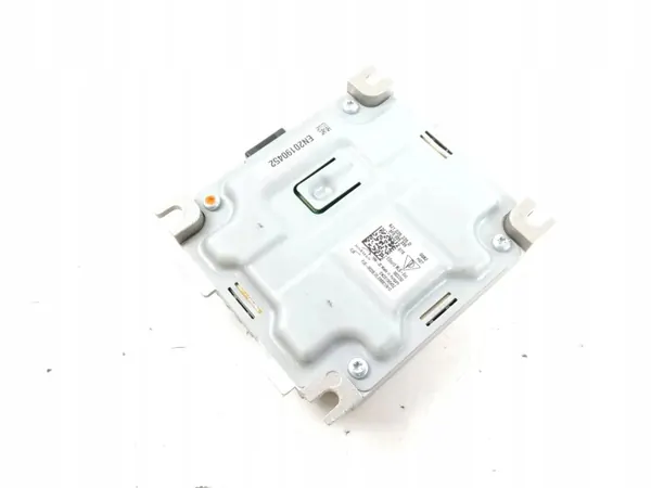 Porsche Taycan Förstärkare OEM 9J1035335D - Begagnad image 3