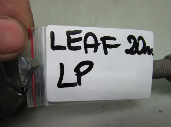 LEAF II 20R Vänster Styrstag Ände - OEM image 6