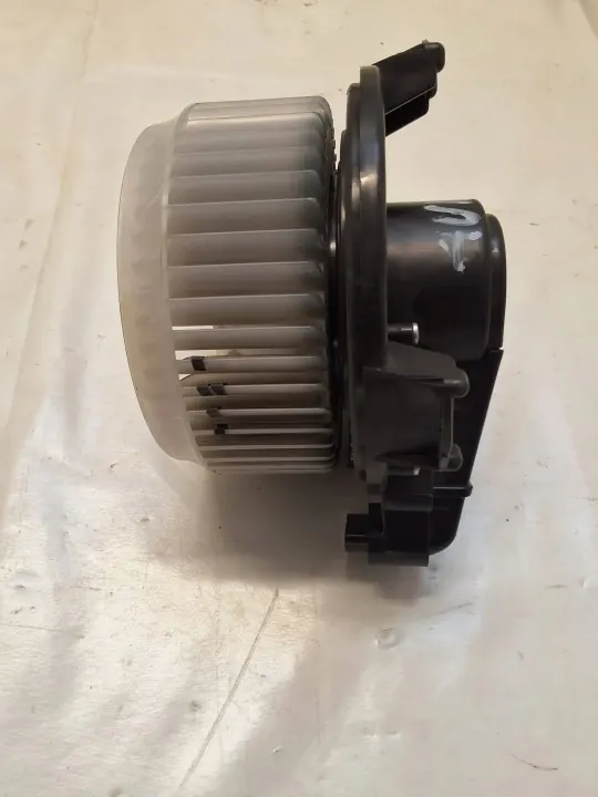 Ventilador Calefactor Toyota OEM 472WLHAUT0 - Usado image 5