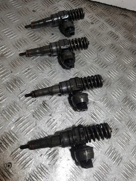Bosch Inspuitpomp OEM 0414720215 038130073AG image 5