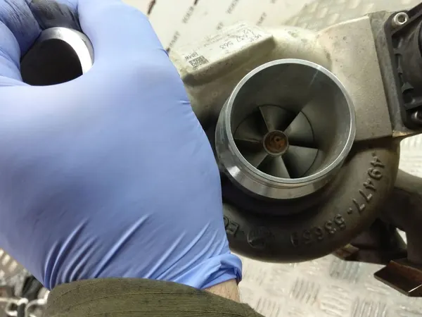 Compresor BMW X3 G01 image 3