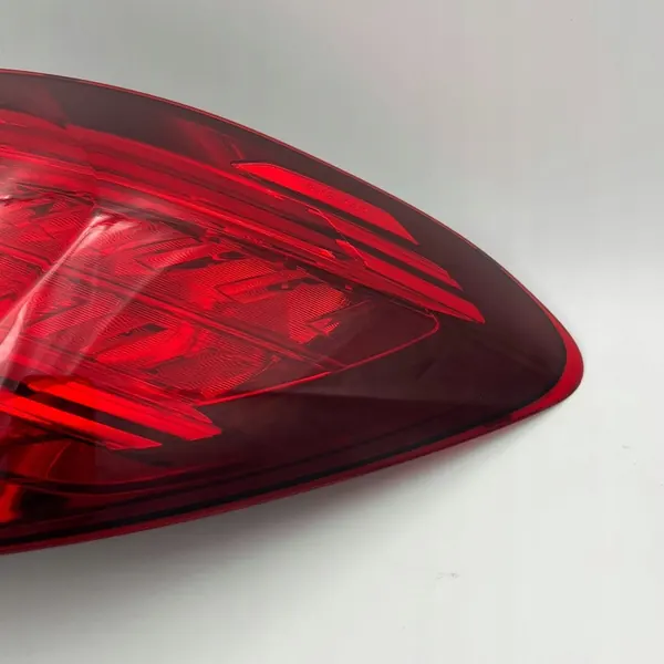 Mercedes-Benz C W205 Rechter Achterlicht A2059064603 image 3