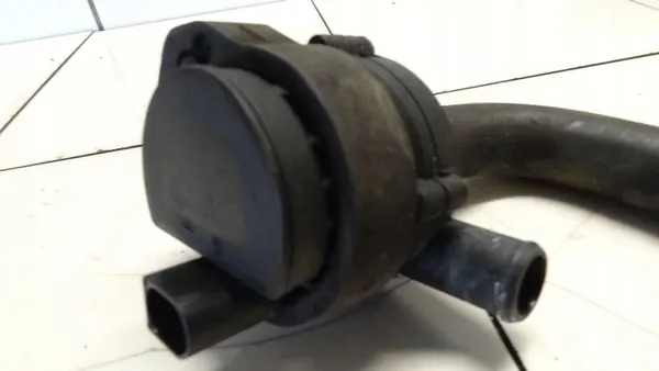 MERCEDES GLE W166 Vesiputki A1668304896 image 4