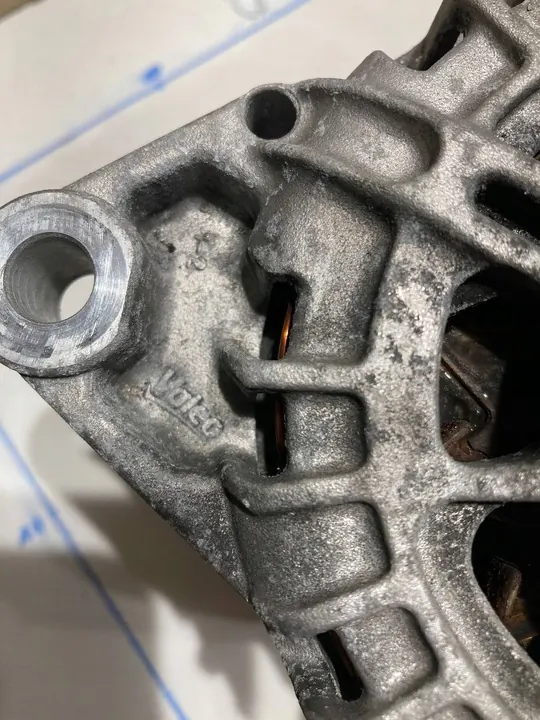 Vaihtovirtageneraattori Peugeot 308 1.2 THP OE 9826574080 image 4