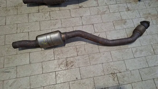 Audi A6 C7 3.0 V6 TFSI silencieux droit OEM 8K0253211 image 2