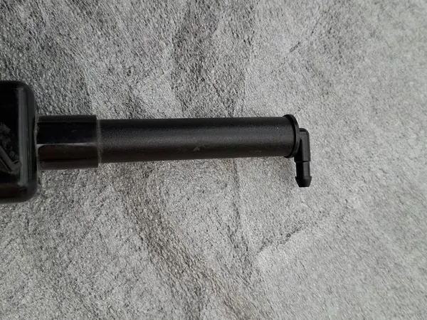 Linker Voorlampenwasser TOYOTA COROLLA E16 E21 image 2