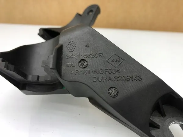 Renault Scenic IV gear cable bracket image 3