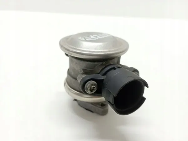 EGR-venttiili Audi A6 S6 C6 2006 078131102M image 3