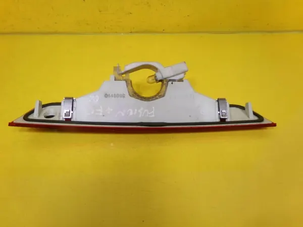 Bremslicht Ford Fusion OEM DRC101171 - Gebraucht image 7
