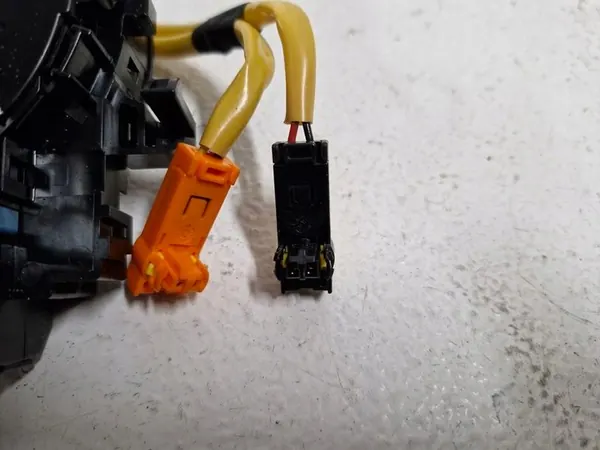 TOYOTA AVENSIS T27 T29 Sensor de ângulo de direção 89245-05040 image 3