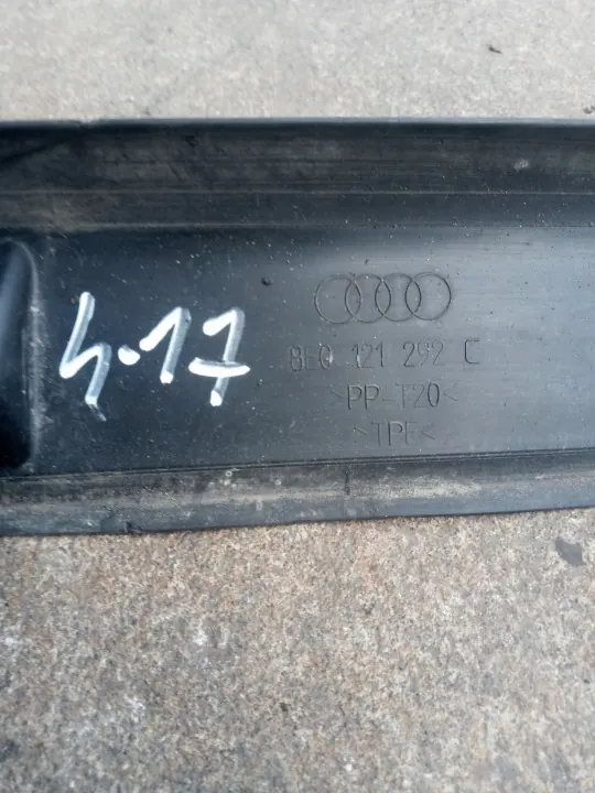 8E0121292C Guide d'Air OEM Audi Pièce d'Occasion image 7
