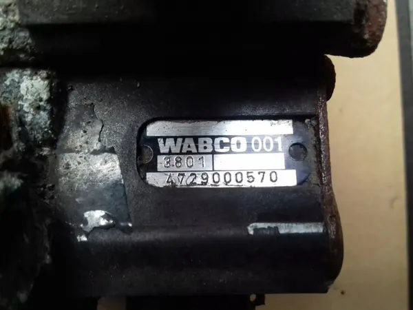 ECAS-Ventil Wabco 4729000570 für MAN TGA/TGX image 3