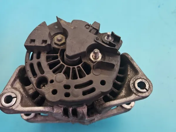 Gebrauchte Lichtmaschine Opel Zafira A 2.0 DTI image 4