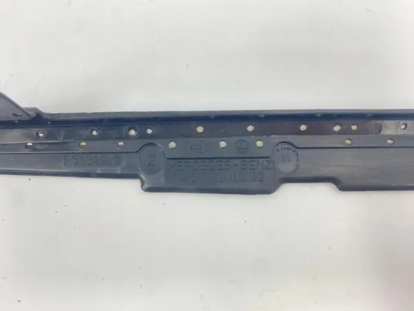 Kattoluukun tiiviste oikea Mercedes W124 W126 OEM 1407800292 image 9