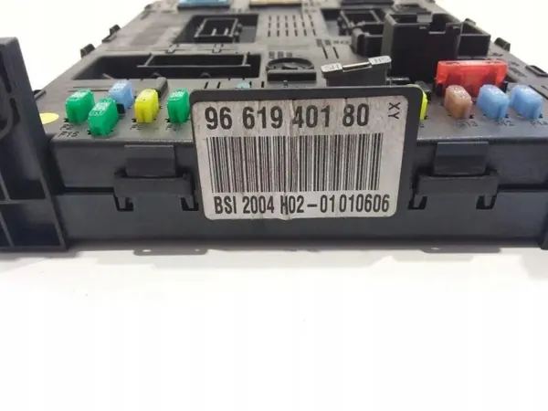 Module Confort OEM 9661940180 pour Citroën C5 III 1.6L image 3