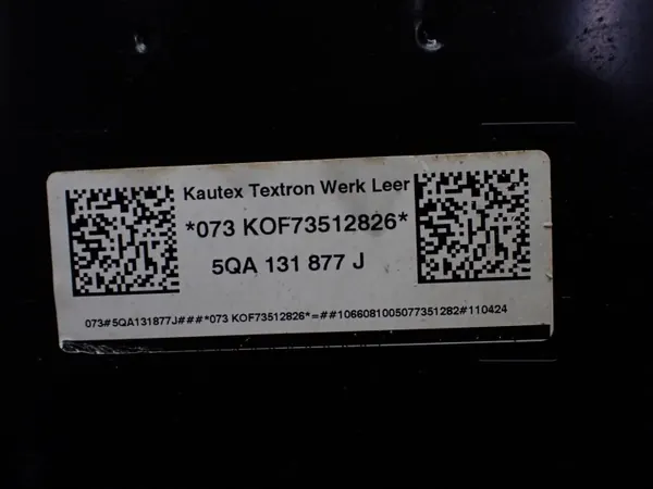 Tanque AdBlue Bomba OEM 5Q0131969G para VW Touran image 9