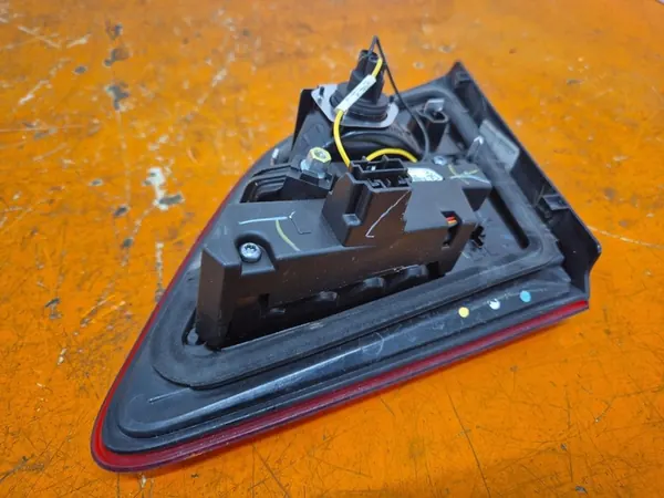 MERCEDES ML W166 11-15 LUZ INTERIOR TRASERA IZQUIERDA A1669060557 image 8