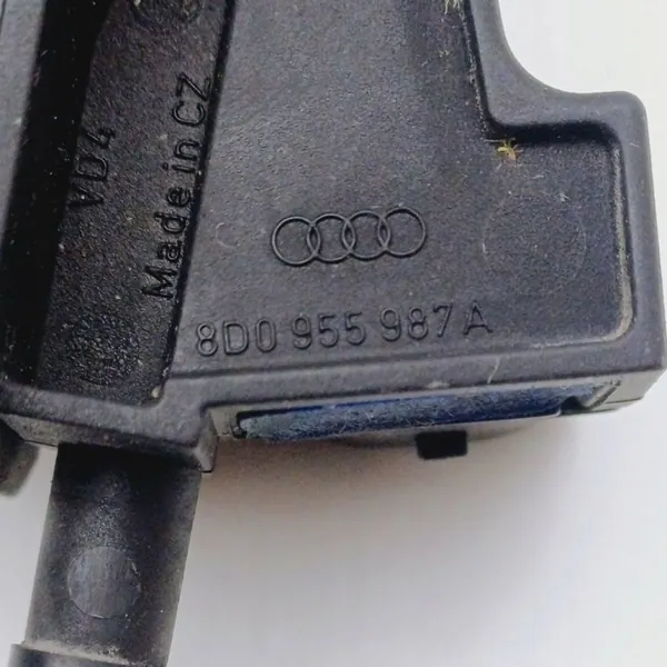 Buse de Lave-glace Avant Chauffée OEM DRC95743 image 3
