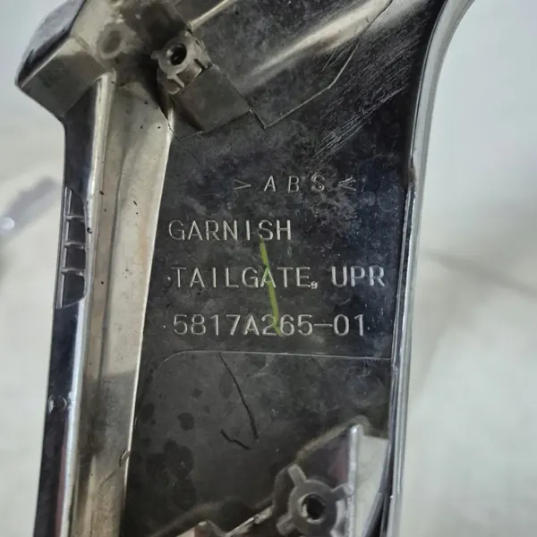 OEM 5817A265-01 Chromstrip Achterklep Outlander image 6