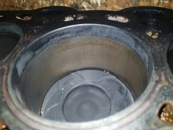Bloque motor inferior OEM mercedes413 Pistones Cigüeñal image 3