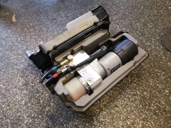 Hydrauliikkapumppu OEM 2118000048 Mercedes-Benz E W211:lle image 2