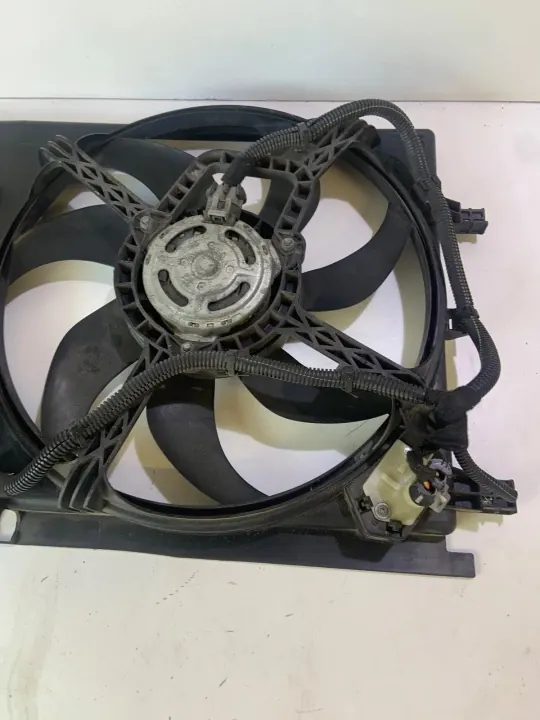 Ventilateur radiateur OEM 13263552 pour Opel Corsa D 1.2/1.4 image 8
