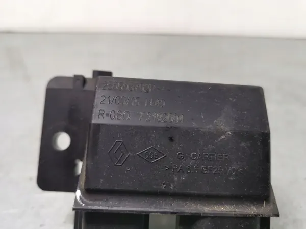 Renault Fläktrelä OEM FBZ15377 - Begagnat Skick image 4