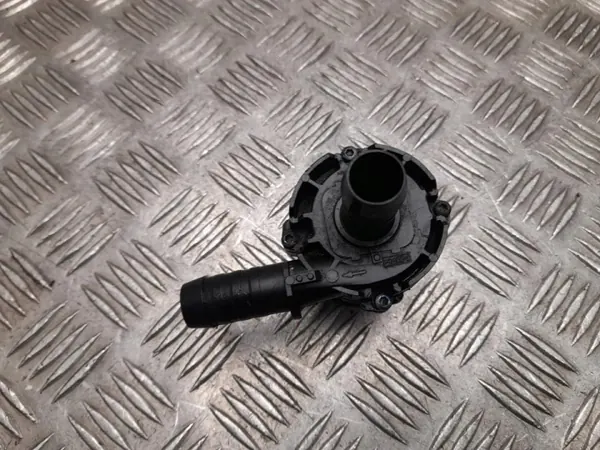 Ford vattenpump L1M3-18D473-PAC för Explorer 2020 image 2