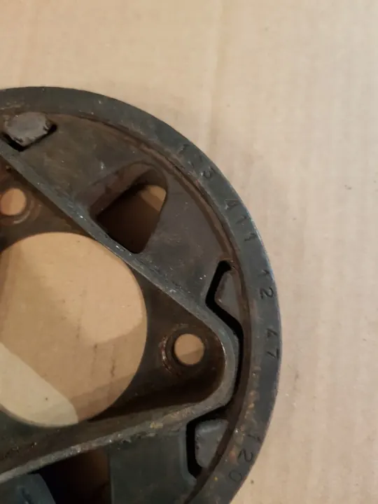OEM 1234111247 Mercedes W124 Värinvaimentimen image 3
