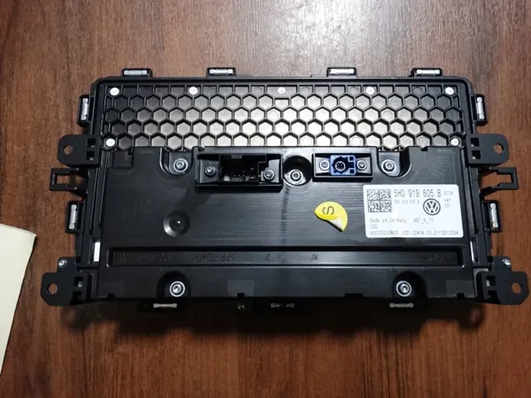 OEM 5H0919605B LCD-Display für VW Golf 8 image 3