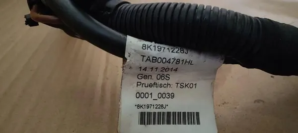 Audi A5 8T 8F 2012 Chicote de fios da porta OEM image 2