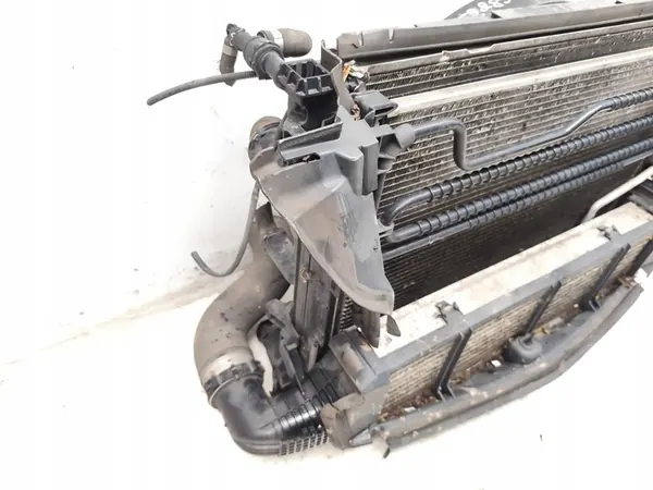 Mercedes-Benz C-Class Koelventilator OE A2045000393 image 10