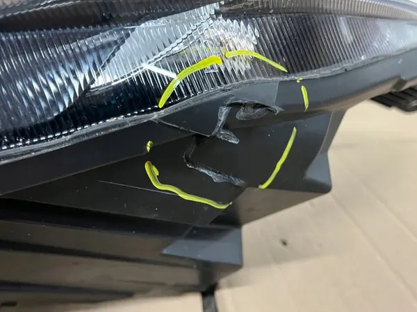 Vasen ajovalo OE Ford Fiesta 2017- image 5