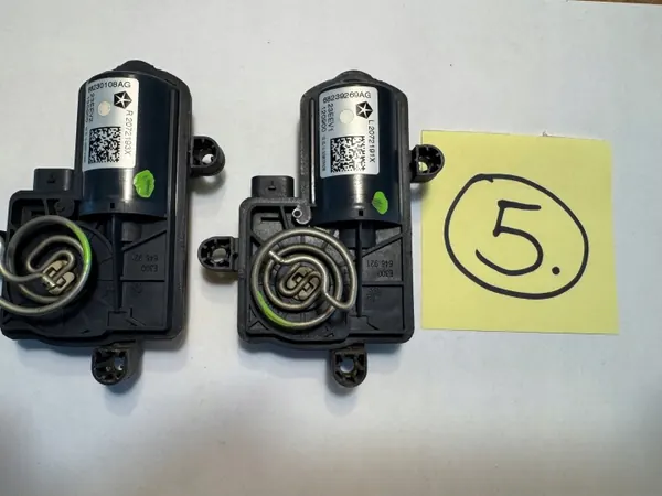 OEM 68230108AG Actuateur échappement actif 2015+ image 7