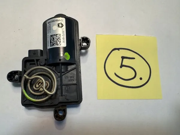 OEM 68230108AG Actuateur échappement actif 2015+ image 8