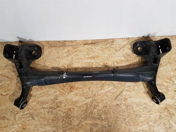 PEUGEOT 2008 II 2021 Trave Posteriore Completa OEM image 5