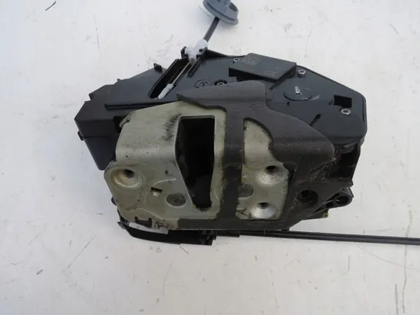 Rechts vordere Türschloss VOLVO S60 II 31301739 image 6