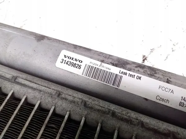 Volvo XC90 2016 A/C Kondenseri image 4