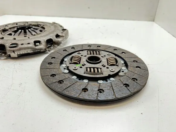 Kytkinkokonaisuus Mercedes-Benz Sprinter W906 2014 image 5