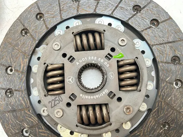 Kytkinkokonaisuus Mercedes-Benz Sprinter W906 2014 image 6