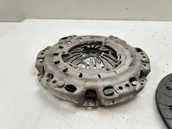 Kytkinkokonaisuus Mercedes-Benz Sprinter W906 2014 image 7