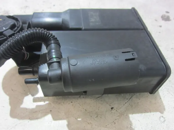 BMW 7 F01 F02 N55 Koolstoffilter OEM 16137185153 image 5