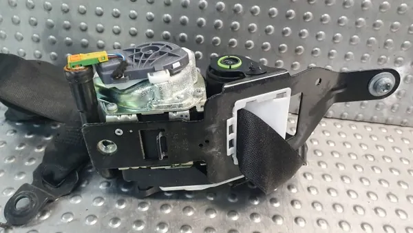 Säkerhetsbälte fram höger OEM S26380553 Mercedes image 5