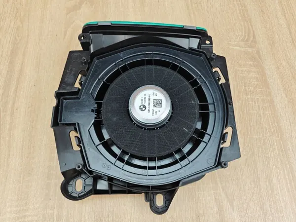 Subwoofer gauche OEM 2622565 pour BMW G26 G20 G21 image 2