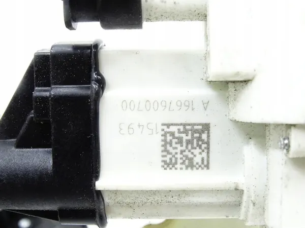 Fram Vänster Dörrlås Mercedes GLE X166 image 4