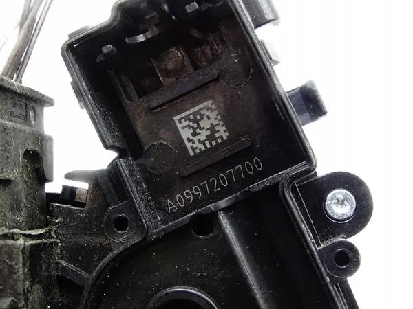 Fram Vänster Dörrlås Mercedes GLE X166 image 6