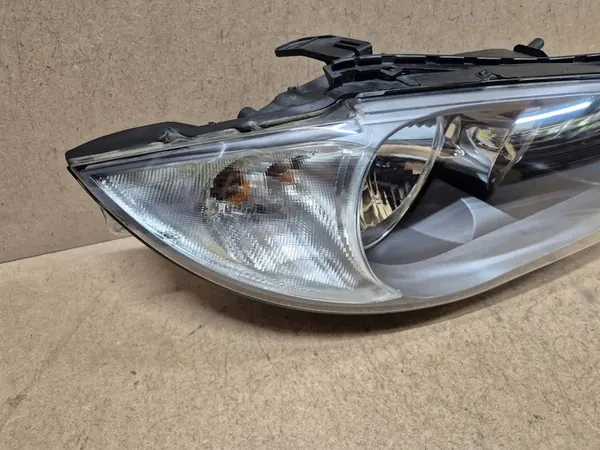 Farol Dianteiro Direito BMW 1 E81 E87 Europa image 2