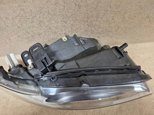 Farol Dianteiro Direito BMW 1 E81 E87 Europa image 4