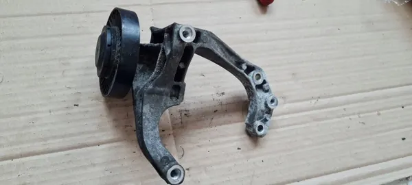 Käytetty ilmastointikompressorin kytkin OEM 06M260885M Audi image 2