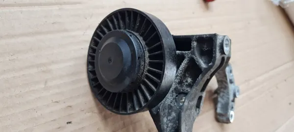 Käytetty ilmastointikompressorin kytkin OEM 06M260885M Audi image 5